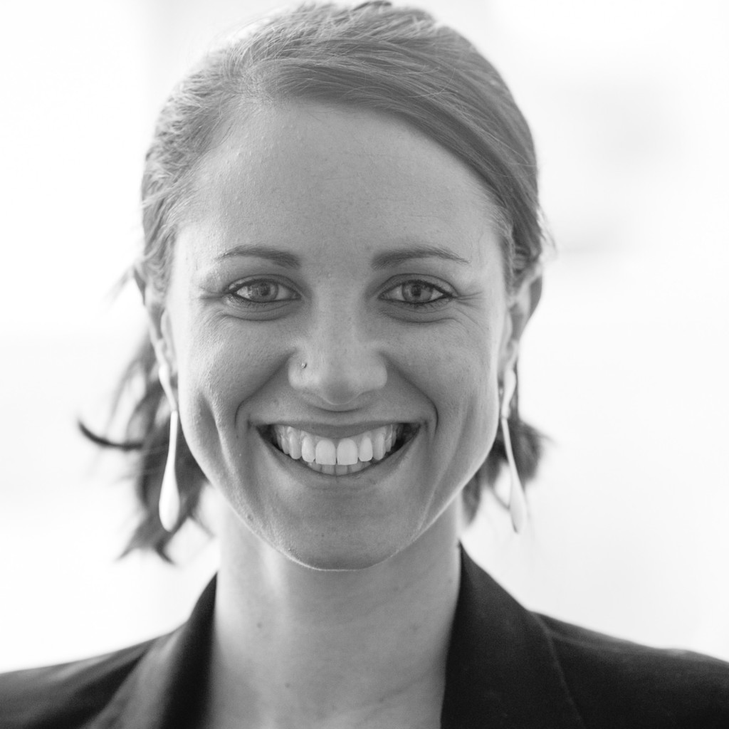 Emma Lomax Director of Studies Eloquia GmbH XING