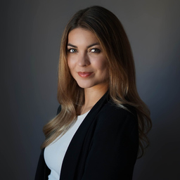 Julia Lavinia Müller