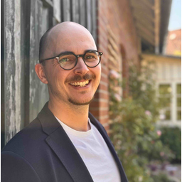 Alexander Hau