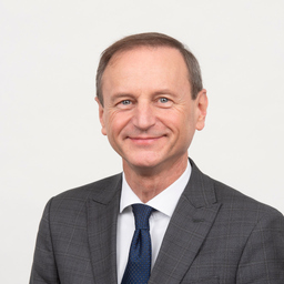 Dr. Edgar M. W. Kirchmann