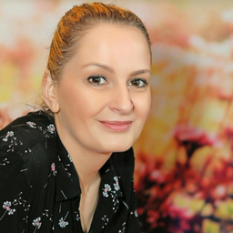 Sandra Hirst