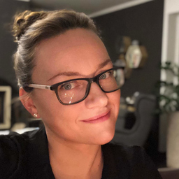 Dr. Claudia Hinüber