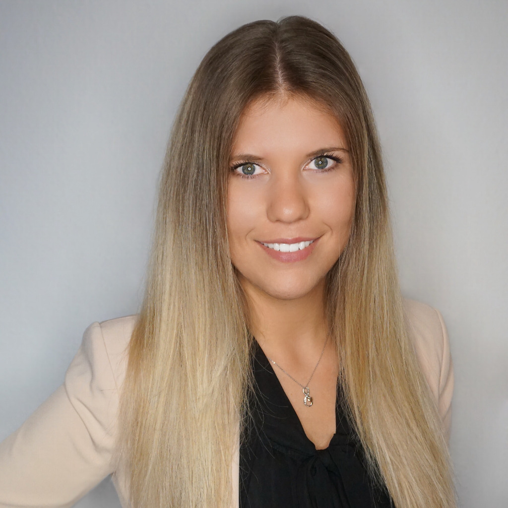 Michelle Marie Schmitz Junior Consultant DEKRA Arbeit Gruppe