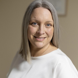 Yvonne Winnwa