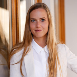 Nerina Tolle