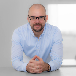 Christian Wetzel (main channel is LinkedIn)