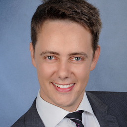 Dr. Dominik Neumann