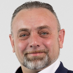 Matthias Knoll