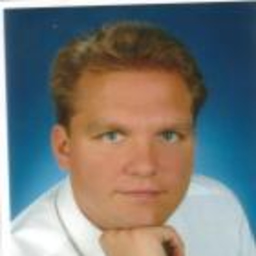 Laurence Straten