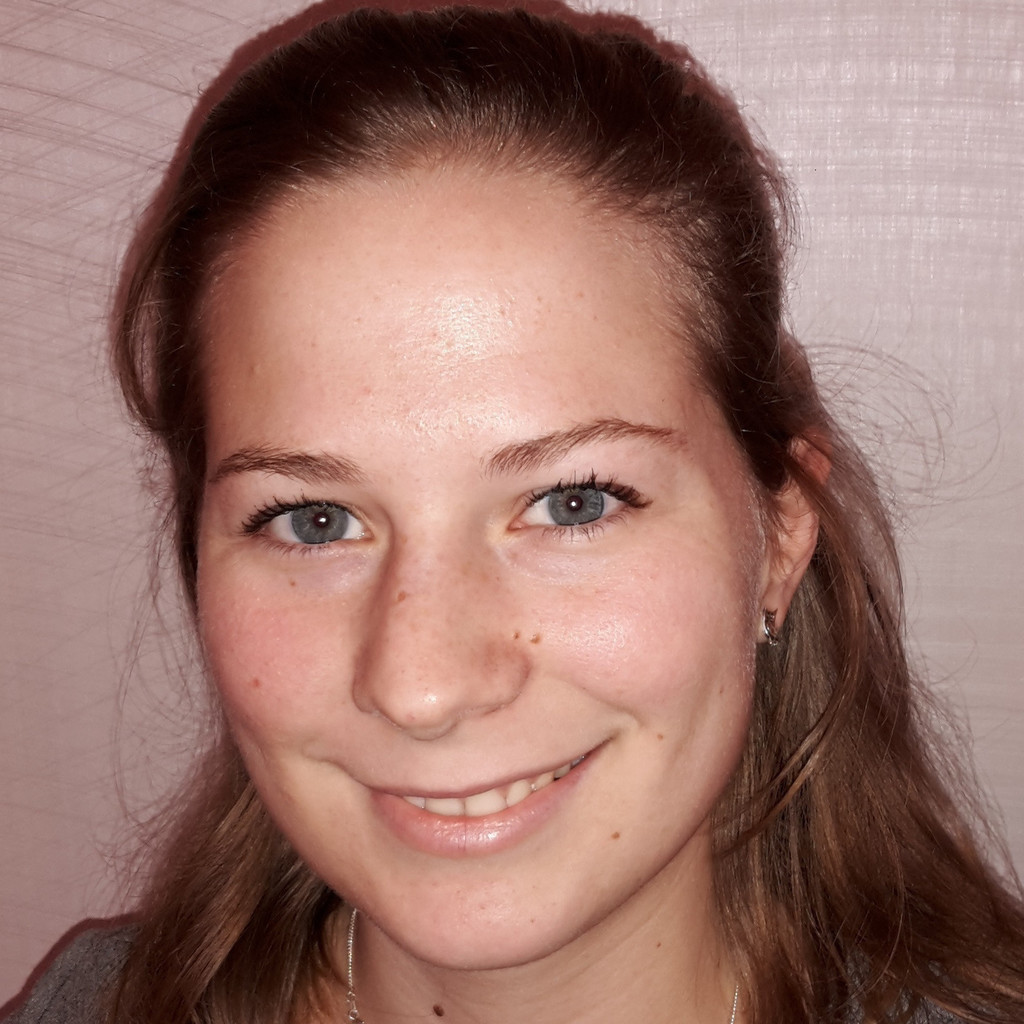 Social Media Profilbild Anna Peters Berlin
