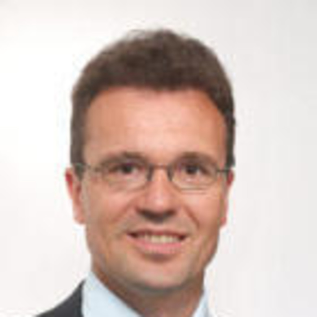 Dipl.Ing. Günter Kürschner Leiter Fernwärme, Elektro und