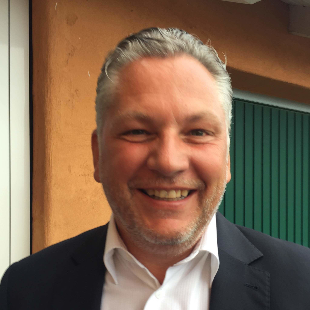 Frank Rott CEO/Geschäftsführer, Global COO and Acc._manager EASA PArt