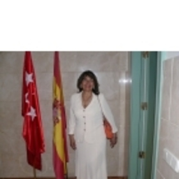 Prof. María Claudia cevallos Ugarte