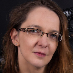 Nadine Iden