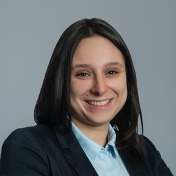 Stella Oliveira