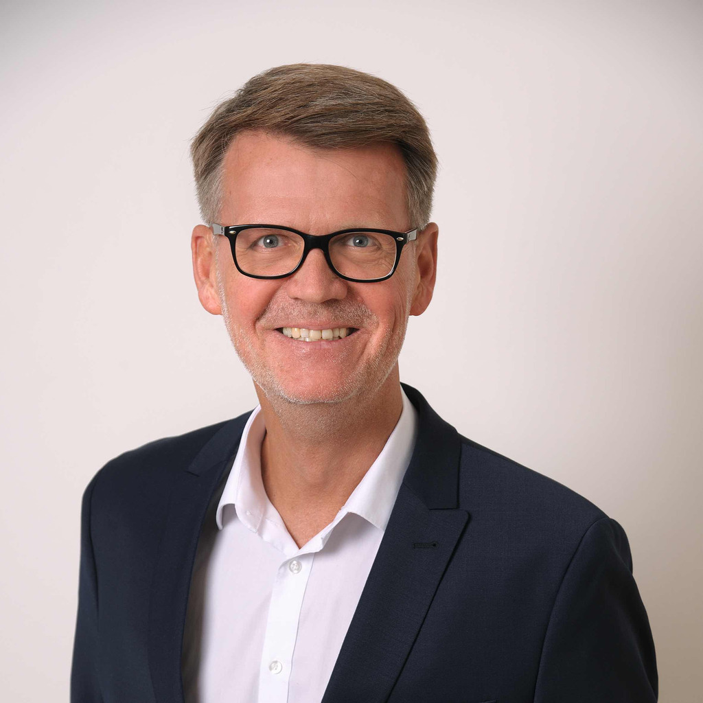 Jörg Westphal Executive Vice President BU Flexible Materials BST