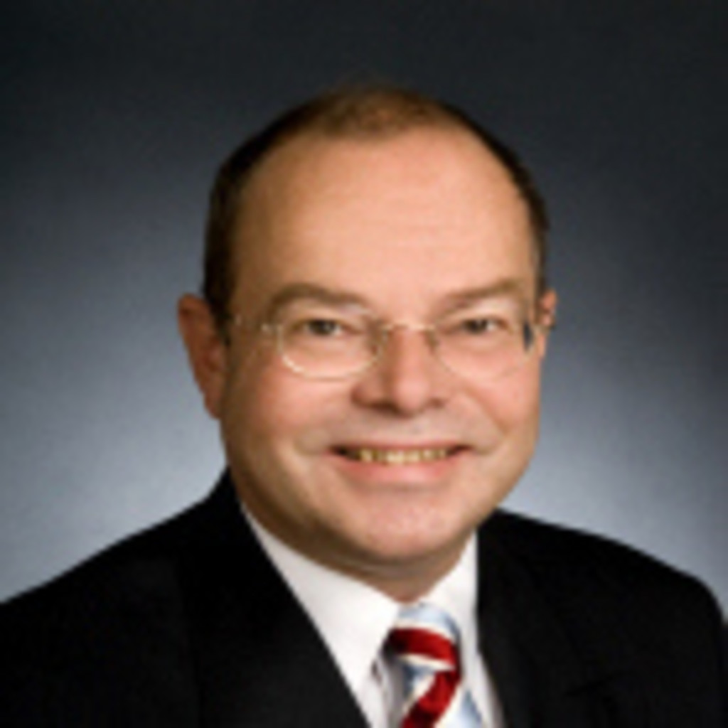 Dennis Mares Digital Sales Response (DSR) EMEA NetApp Deutschland