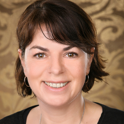 Corinna Stebner