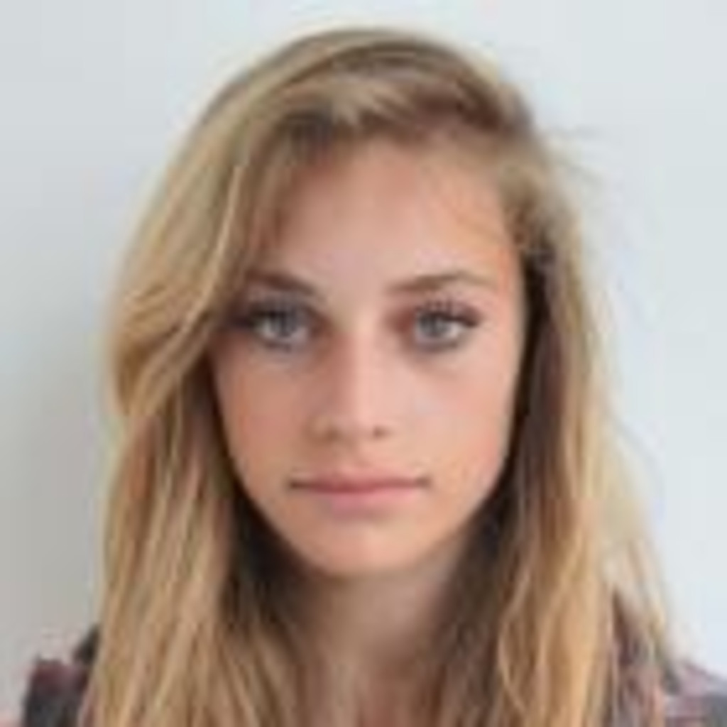 Trudy Lalcantar - baternafarms - cranees 