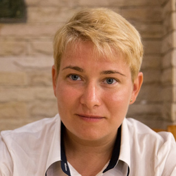 Mag. Elina Razina