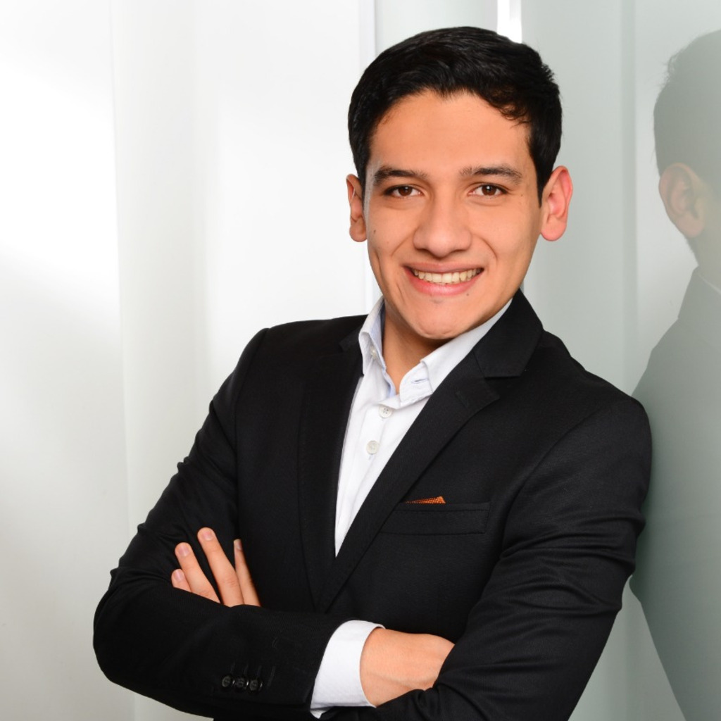 Daniel Valle Projektmanager Daimler AG / MercedesBenz AG XING