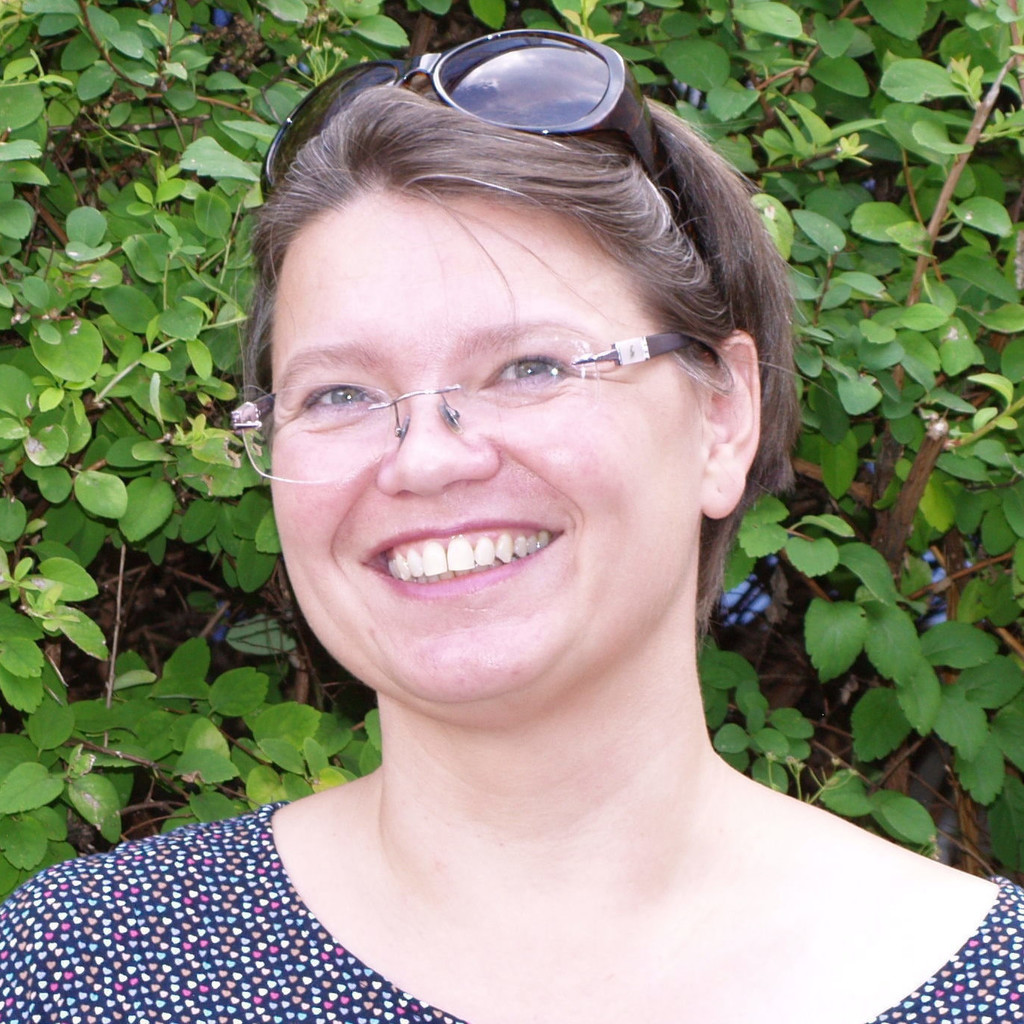 Constanze Gäthje Diakonin Ev. Familienbildungsstätte XING