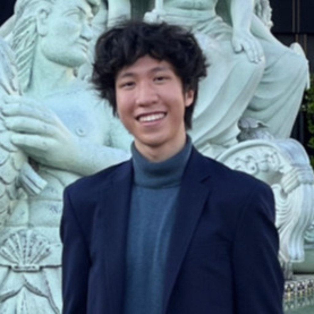 Joshua Li Finance; Business Analytics; International Studies Boston