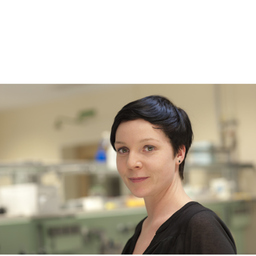 Dr. Bernadett Müller