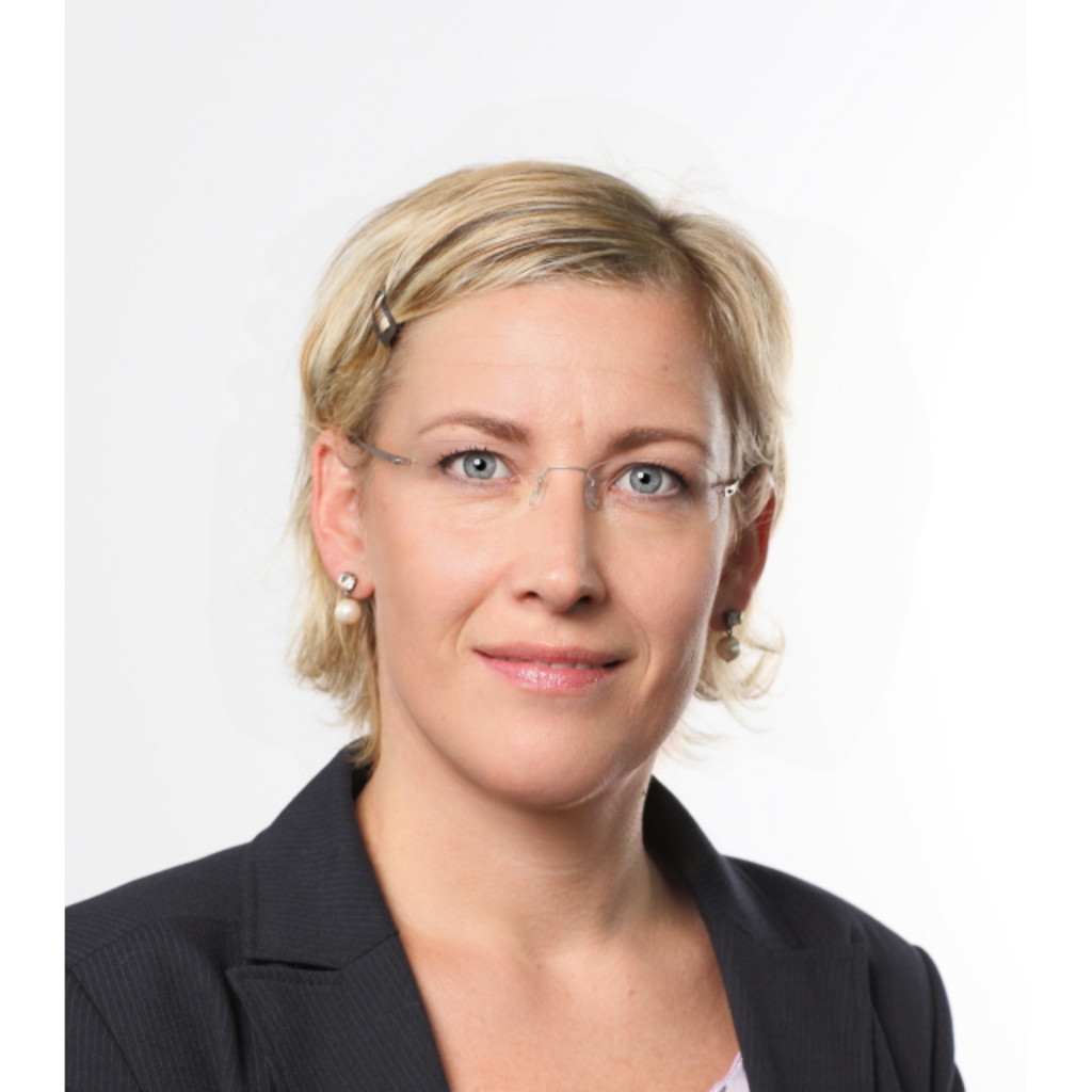 Julia Attanasio Regulation Manager Creos Luxembourg S.A. XING