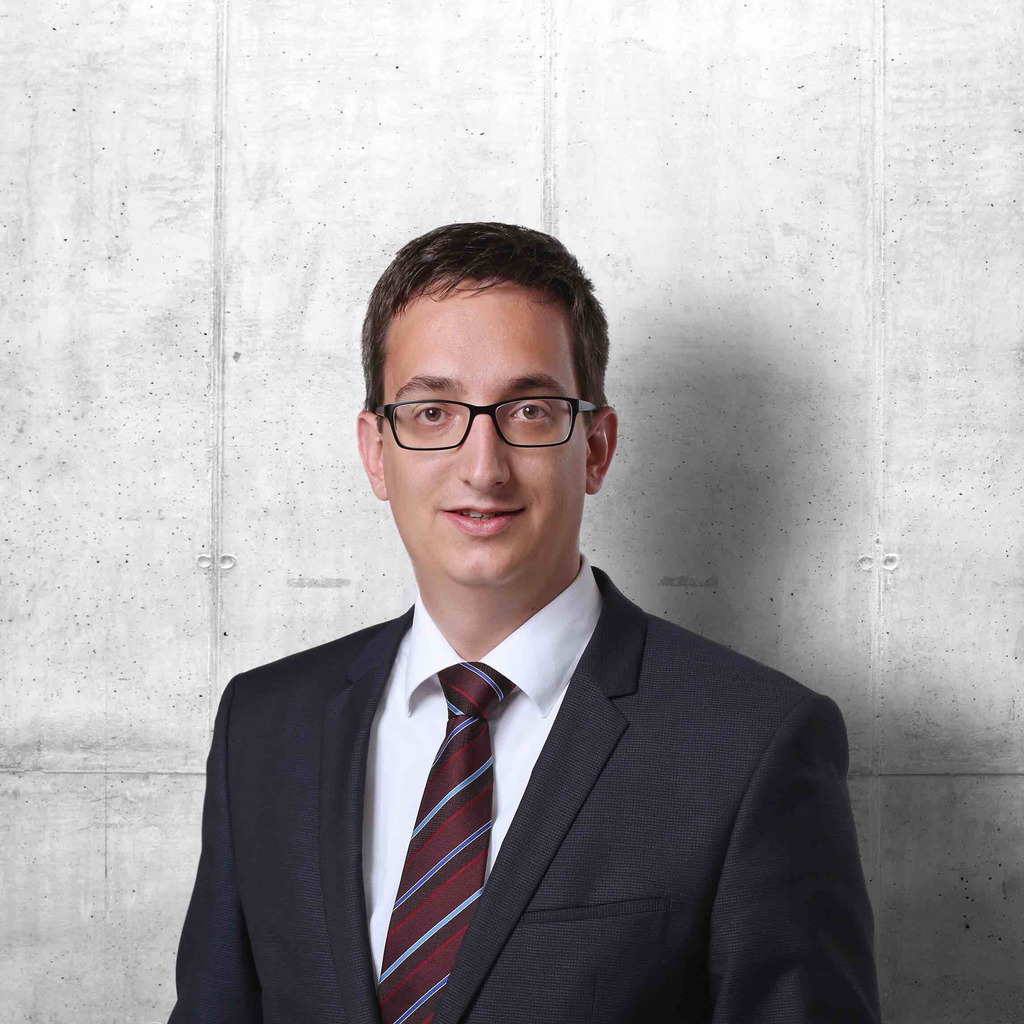 Fabian Bürzle - Leiter Private Banking - NEUE BANK AG | XING