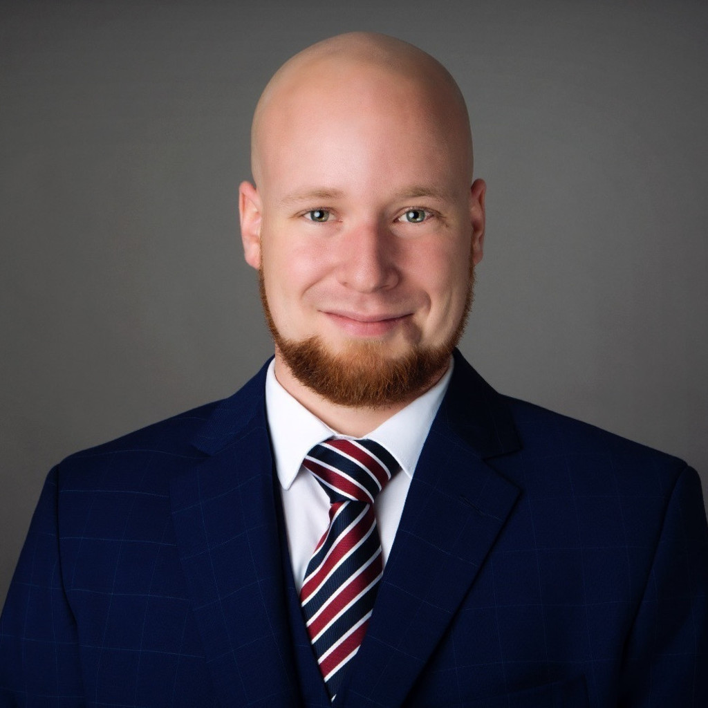 Andreas Schlegel Senior Tax Consultant Ernst & Young AG XING