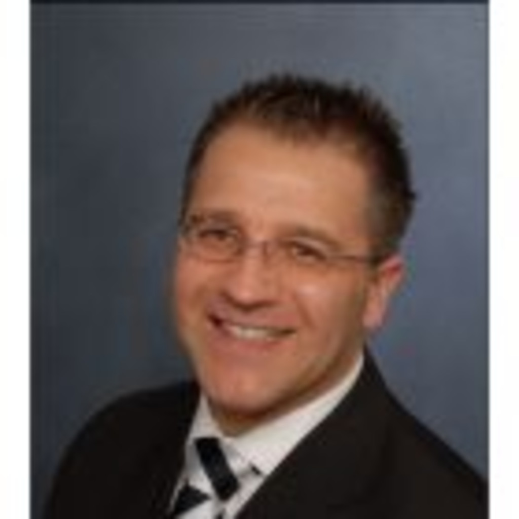 Nicolai Geyer Dipl.Verwaltungswissenschaftler Freier Journalist XING