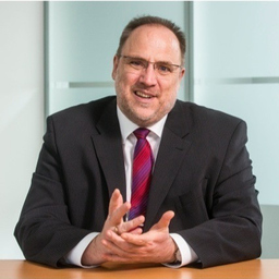 Dr. Marc Henke