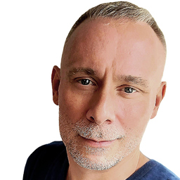 Mag. Henning Christiansen