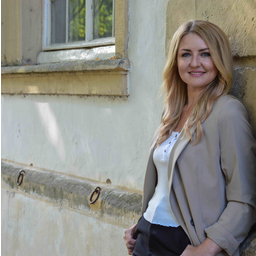 Anna Tuma 