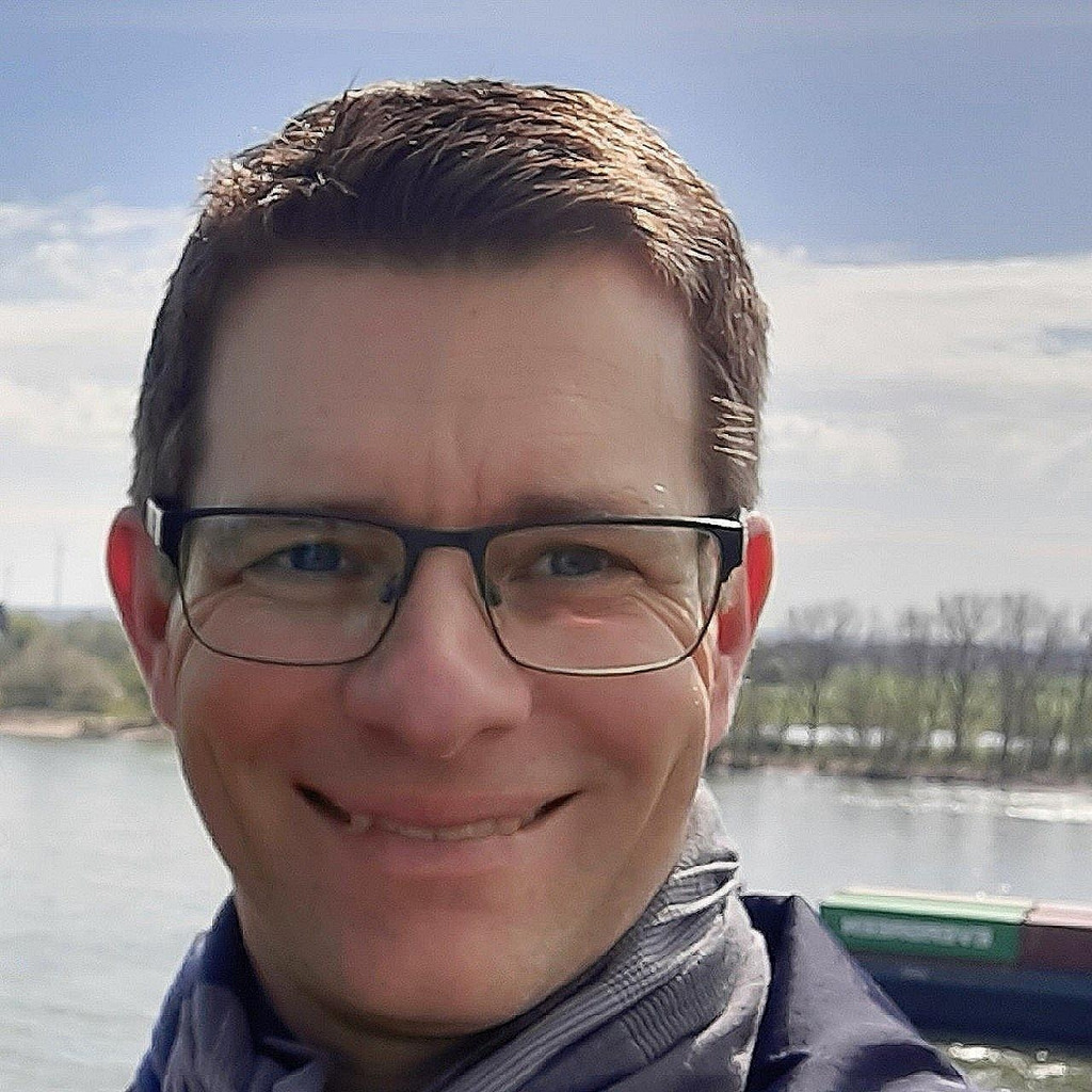 René Drießen Director / Abteilungsleiter Kooperation Post (inkl. SRO