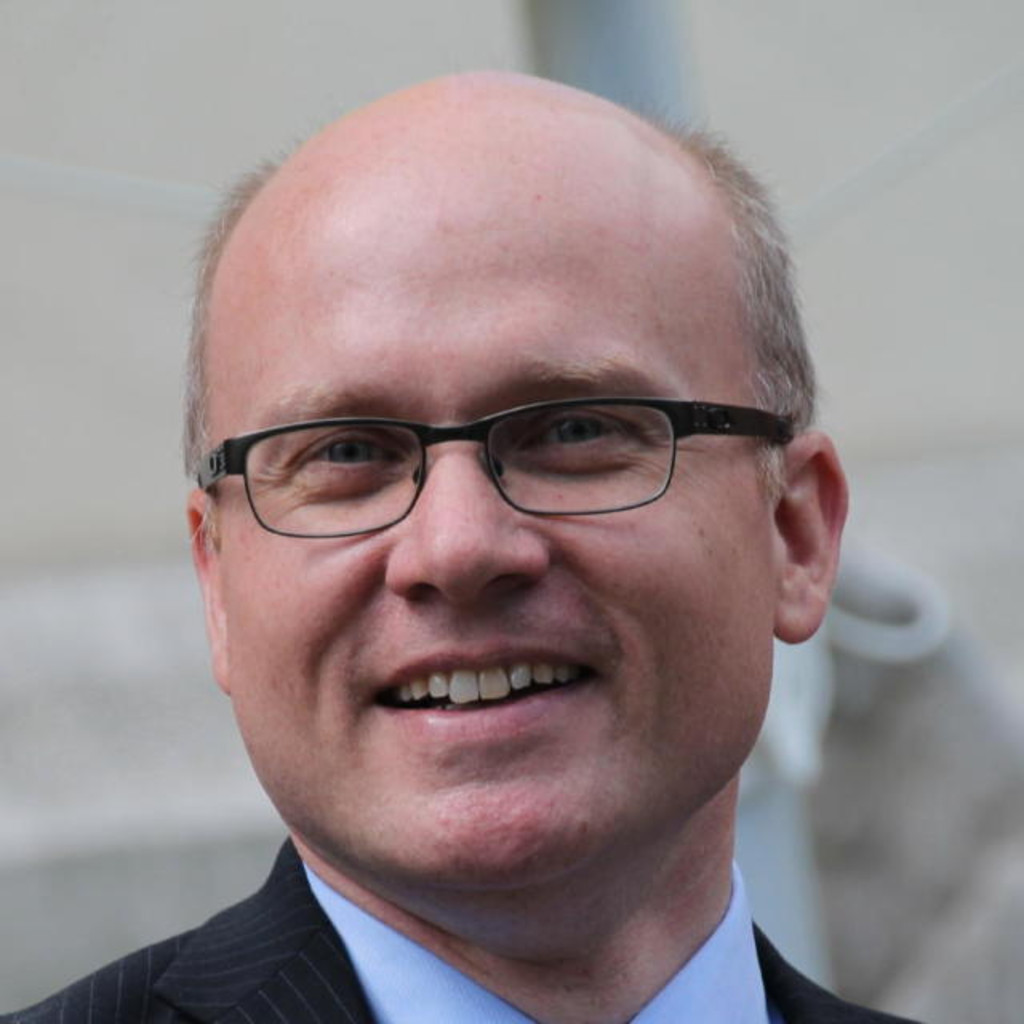 Martin GARTNER Head of Structural Engineering DOKA XING