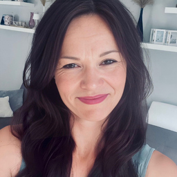 Corina Urbanek