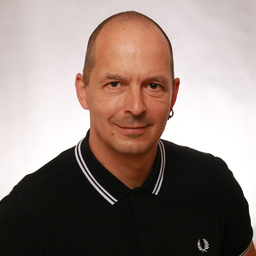 Erik Schrader