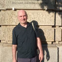 Dr. Erik Bauer