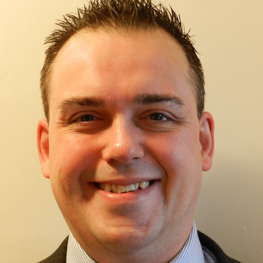 Tim Reeve Team Head End User Devices Carl ZEISS XING