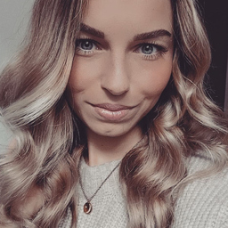 Alina Bähr