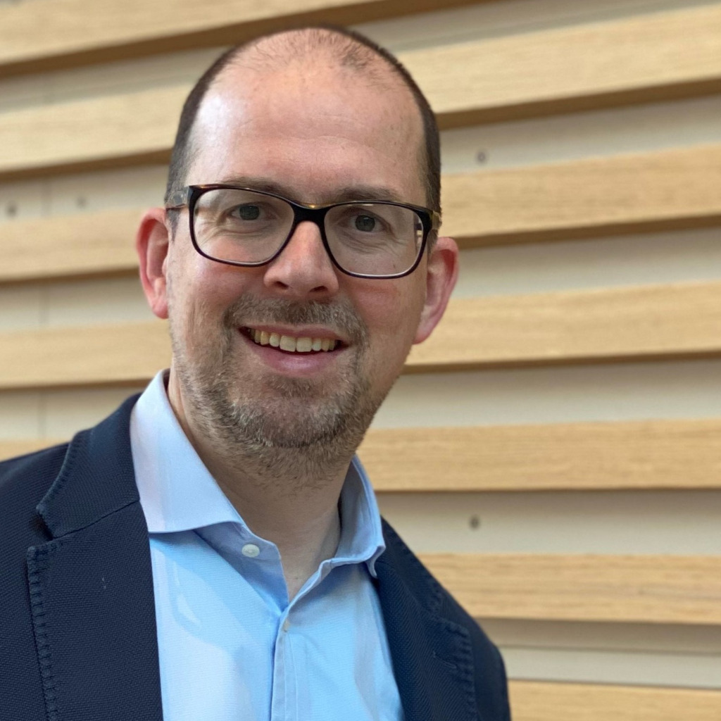 Lorenz Rein Chief Commercial & Product Officer Digital Charging