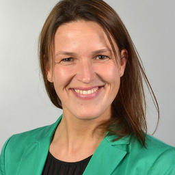 Claudia Kerz - Assistentin der Geschäftsleitung - Detlev Louis Motorrad-Vertriebsgesellschaft ...