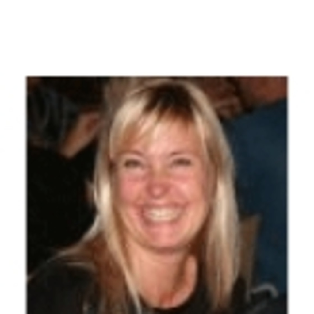 Madeleine Andersson Global Marketing & Online manager Semcon XING