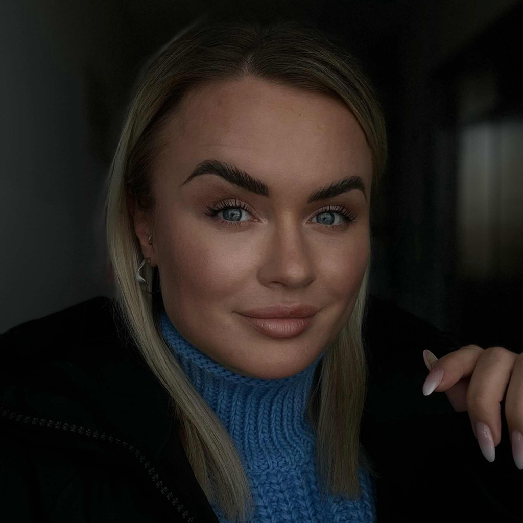 Jana Petersen Social Media Managerin PLF Logistik GmbH XING