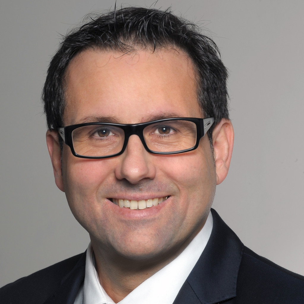 Wolfgang Ringel Vice President Governmental Affairs TOMRA Systems