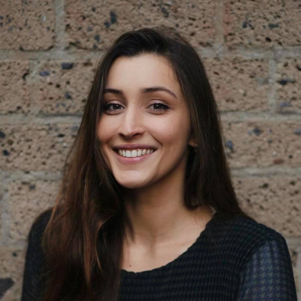 Anna Holthaus Mitarbeitern in der Abteilung für Bildungsforschung