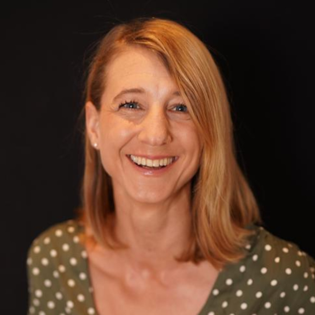 Barbara Schmidt Online Marketing Managerin Social media solutions