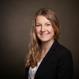Dr. Katrin Riemschoß